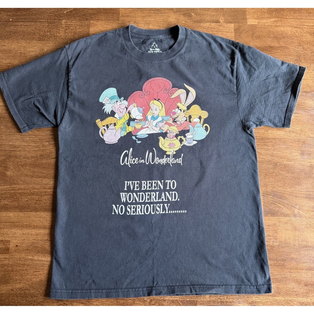 Rare Disneyland Alice In Wonderland 'I've Been To Wonderland' Graphic Print L